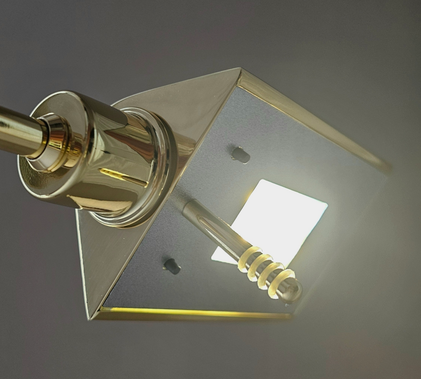 The Classic LED Floor Lamp